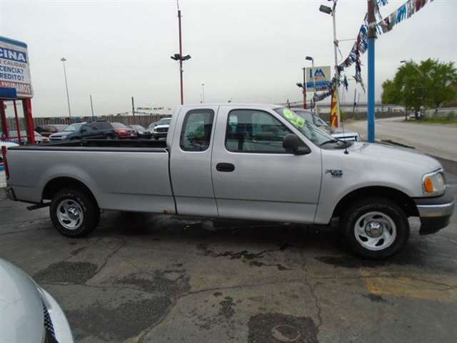 2002 Ford F-150 4dr SuperCab XL 2WD Styleside LB